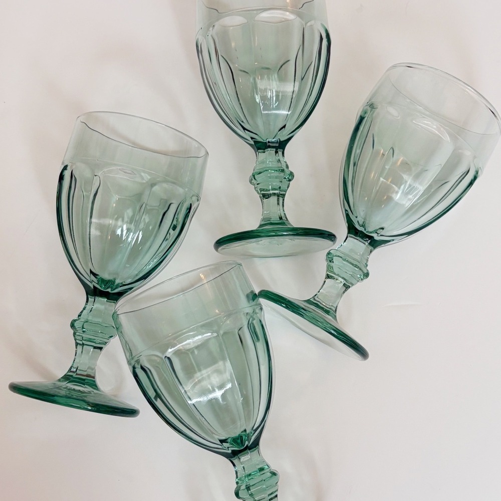Set of 4 Libbey DuraTuff Gibraltar Goblets in Spanish Green